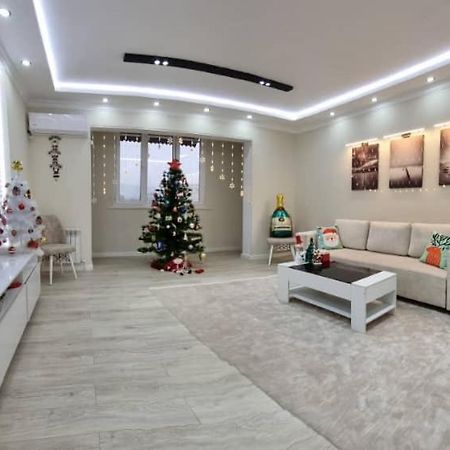 Charming And Modern Apartment At Heart Of 타슈켄트 외부 사진